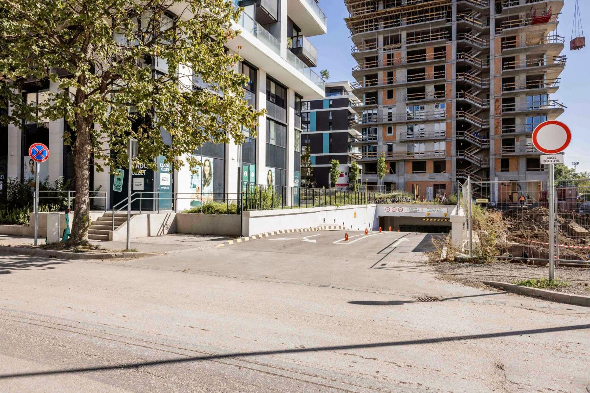 Modern Riverfront Apartment With Free Parking Budapest Exterior foto